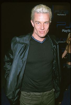 marsters_james schicke klamotte.jpg